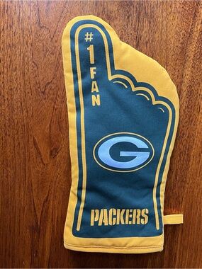 NFL Green Bay Packers #1 Fan Oven Mitt / Grilling Mitt